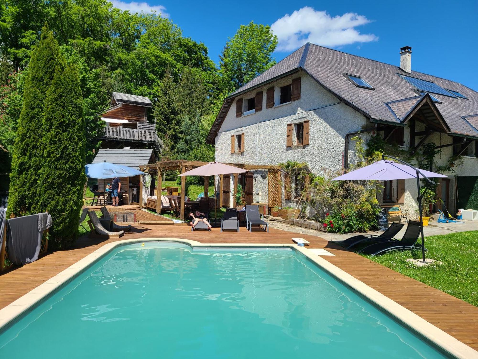 L'Oree Des Bornes-Appartement Avec Piscine Évires Exterior foto